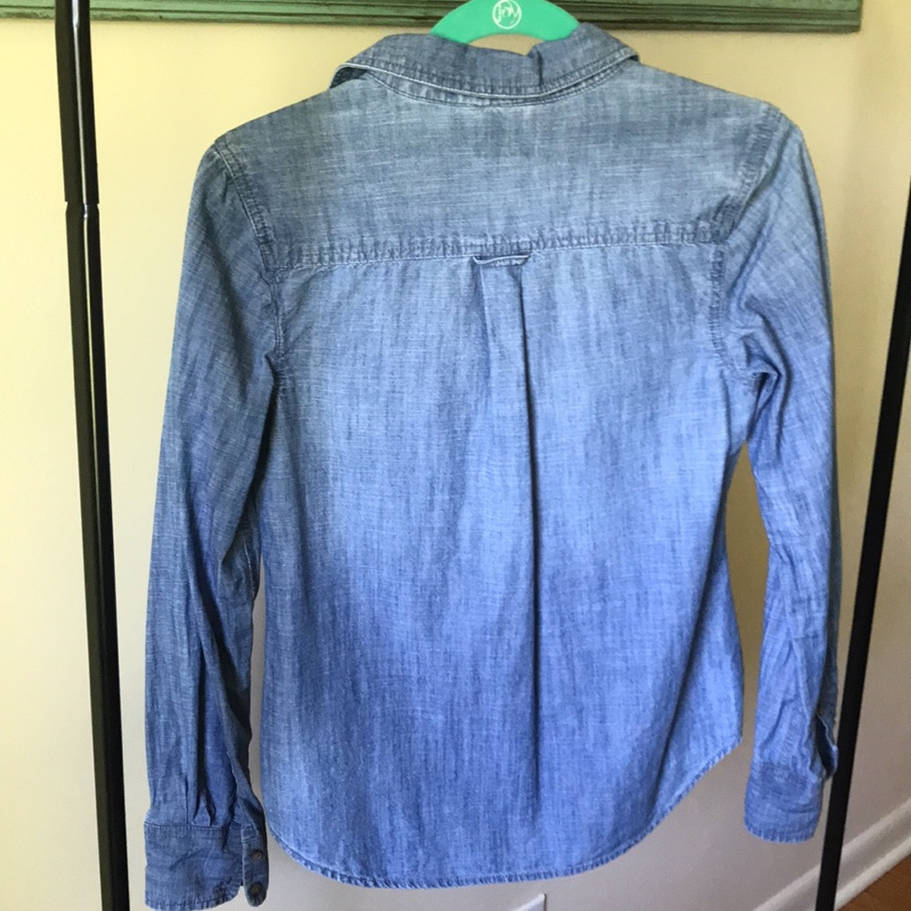 Chambray Top - Picture 2 of 3